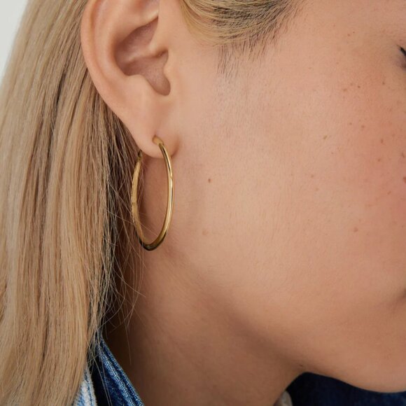 Mejuri Tube Oversized Hoops - Picture 2 of 4